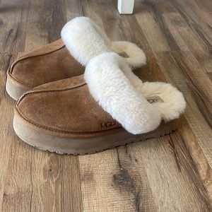 Ugg Disquette Chestnut Platform Slippers